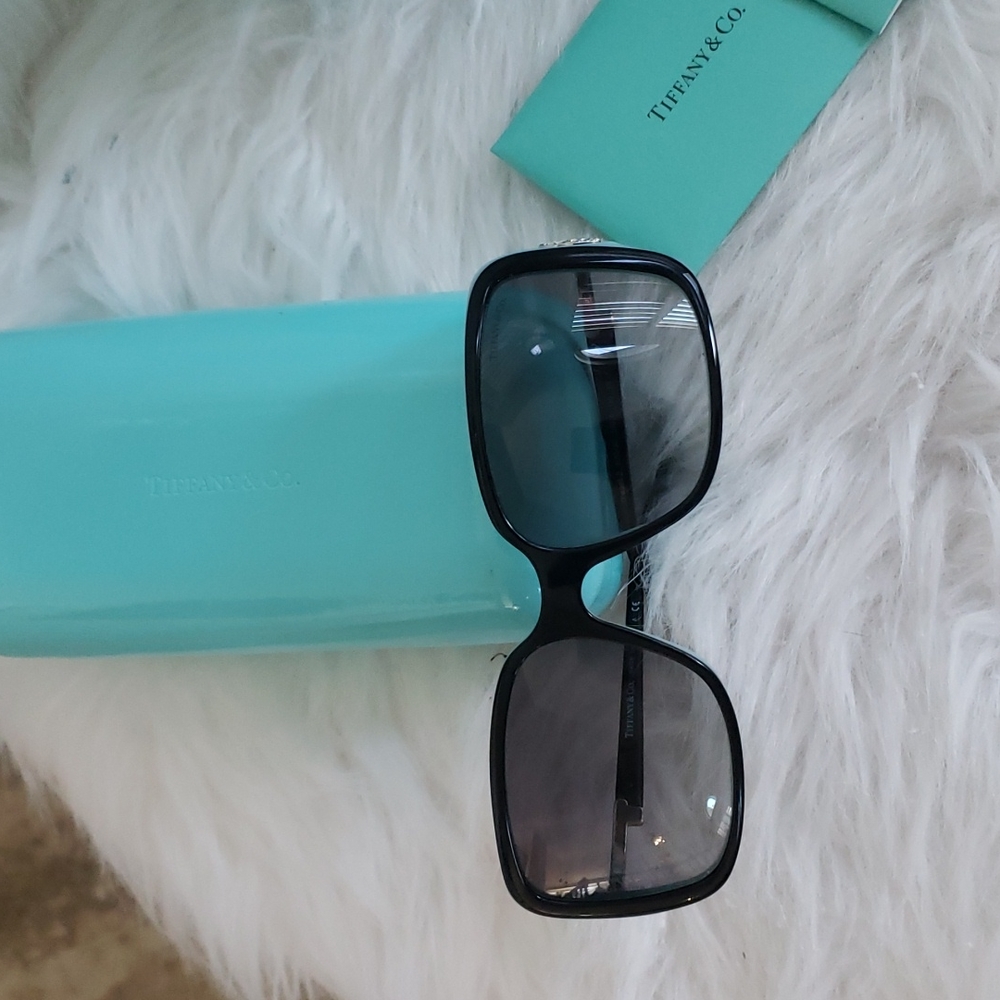 Gorgeous Tiffany Sunglasses